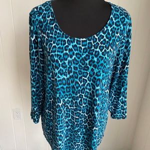 Chico’s Turquoise Stretchy Animal Print Top | Size 2 (Chico’s size)